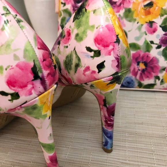 2 Piece Bag/Heels Christian Siriano Handbag Floral - Picture 2 of 7